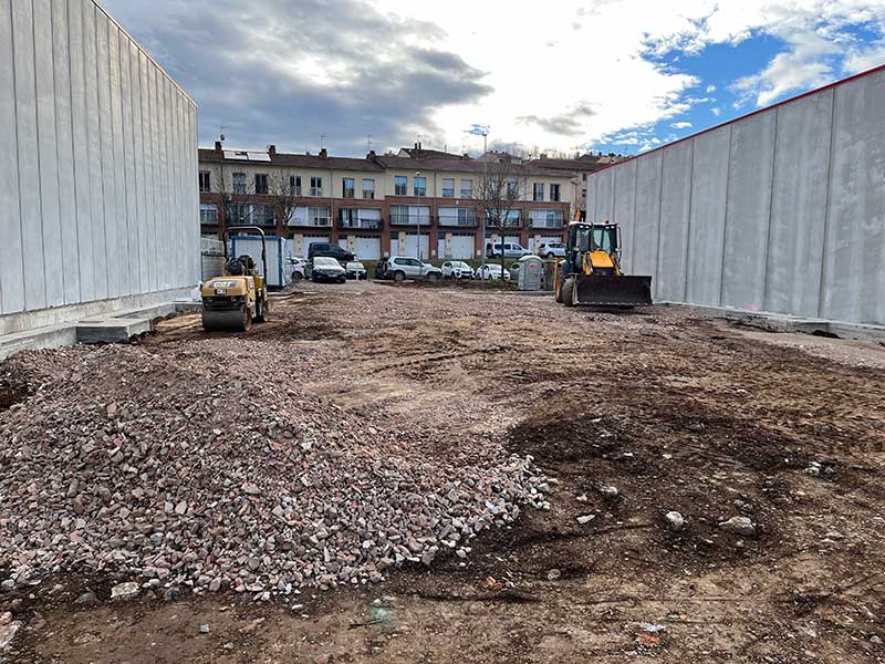 Direcció d'obra de nau industrial al Pla de Baix d'Olot